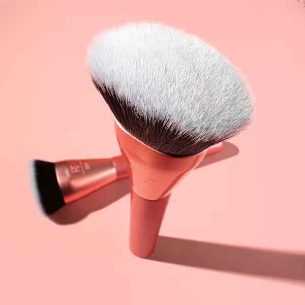 Real Techniques Snatch + Sculpt Contour Brush, imported from the UK