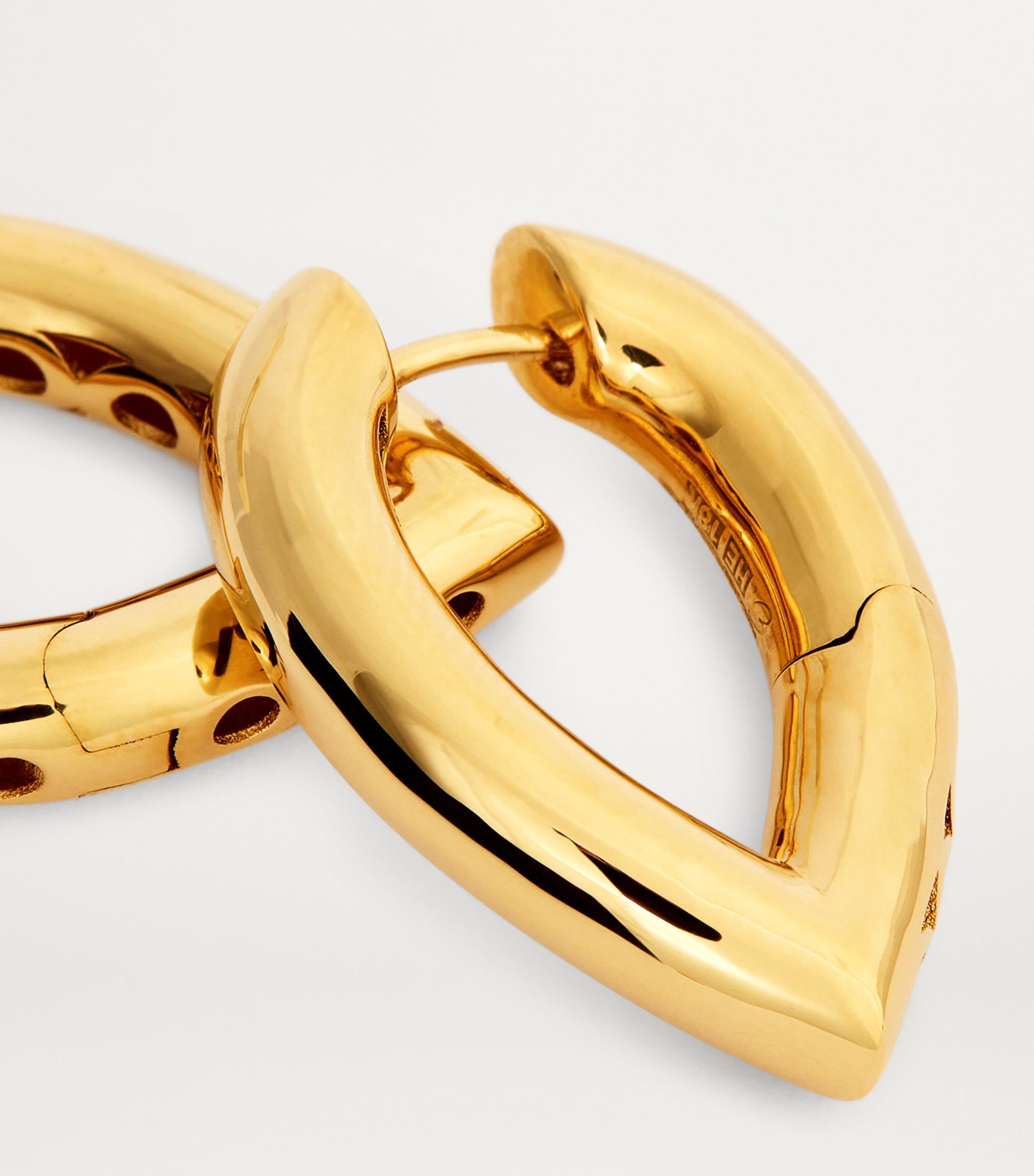 Engelbert Medium Yellow Gold Drop Link Earrings - British product