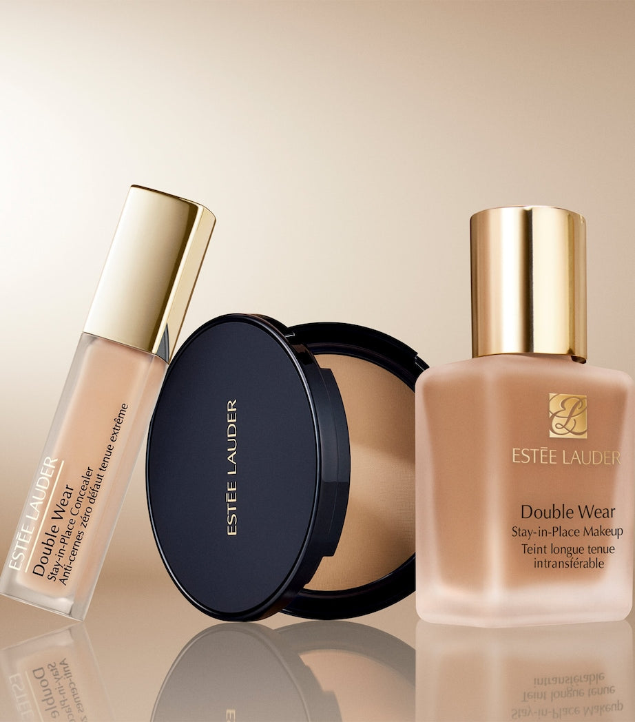 Estée Lauder stay-in-place matte powder foundation - British product