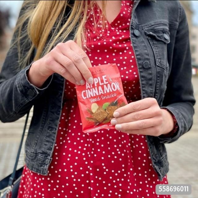 Apple & Cinnamon Baked Seed Prebiotic Snack Bites   30g - McGrocer