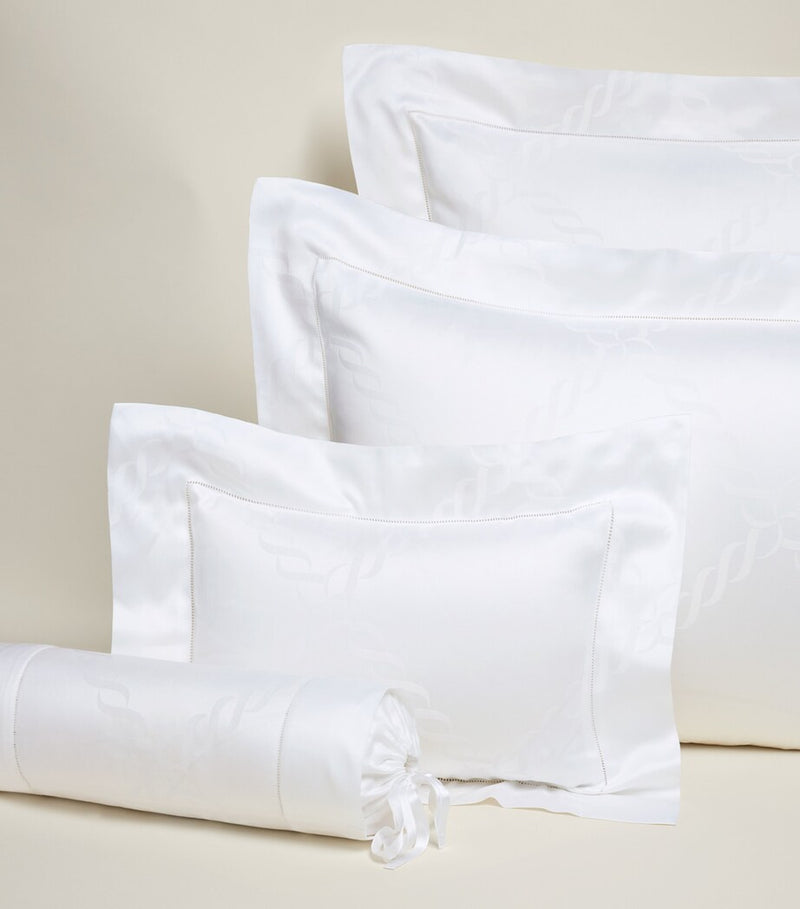 Pratesi Treccia boudoir pillowcase 30cm x 40cm, imported from the UK