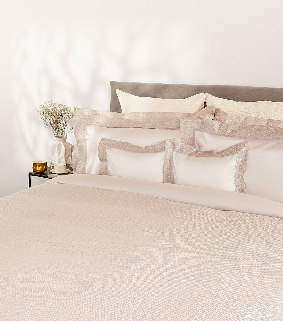 Celso De Lemos Avalon Boudoir Pillowcase (30cm x 40cm)