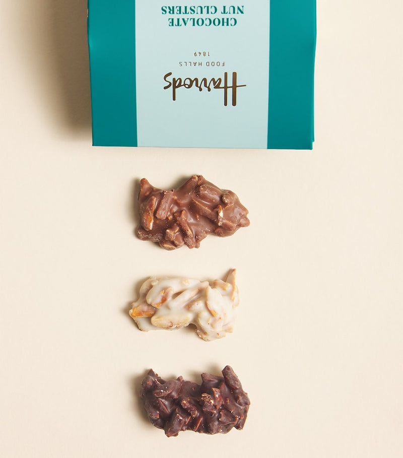 Harrods chocolate nut cluster mix with caramelised almonds 131g, UK version