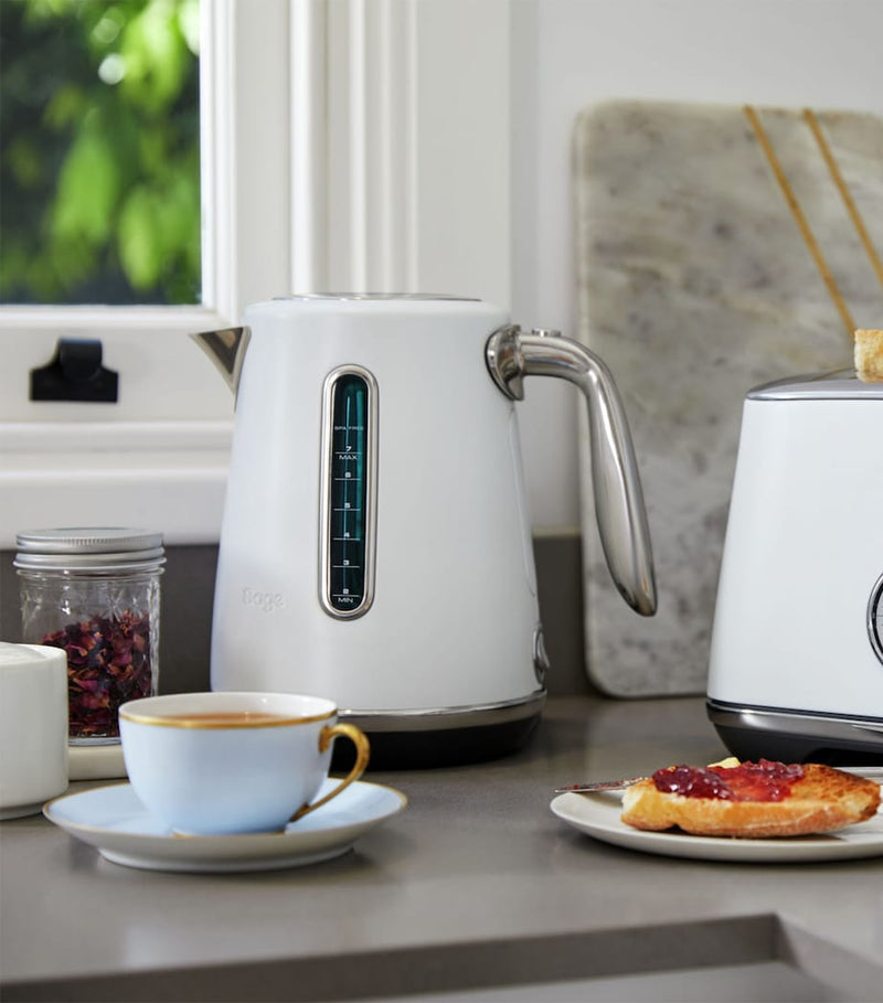 Sage Soft Top Luxe kettle with soft open lid (British brand)
