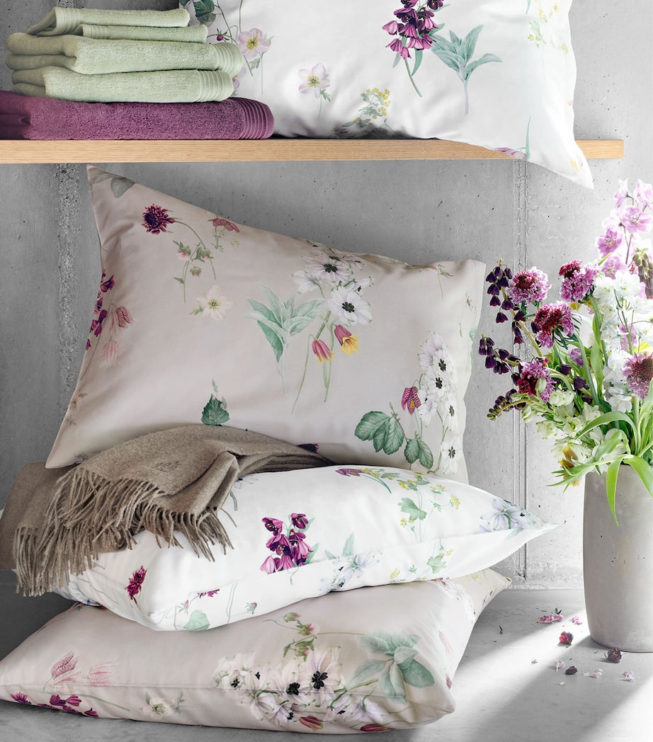Schlossberg floral print Super King duvet cover 260cm by 220cm (British brand)