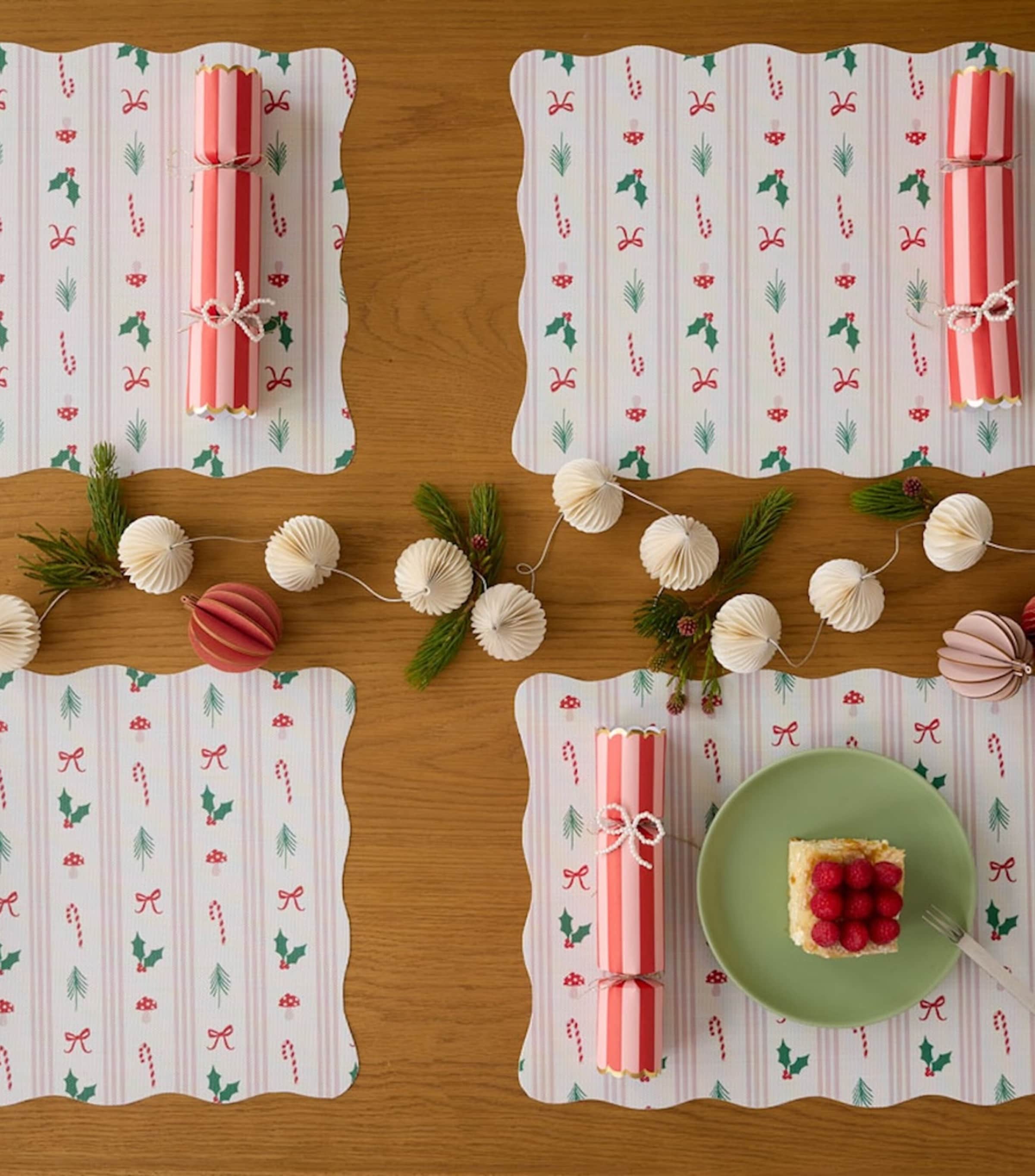 Chilewich Festive Icon Stripes placemat 34cm x 47cm - British product