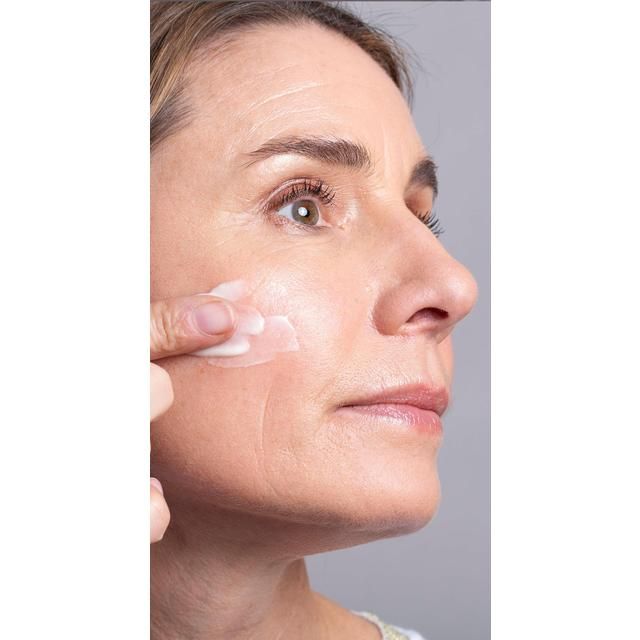 Balance Me Vitamin C Repair Serum   30ml - McGrocer