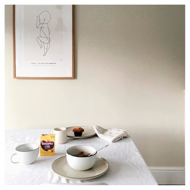 Bassetts Citrus Omega 3 & Multivitamins 12-18ys    30 per pack - McGrocer