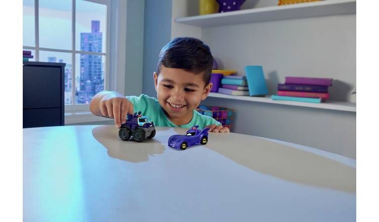 Batwheels DC: Light-Up Racers Bam the Batmobile & Buff 2Pack - McGrocer