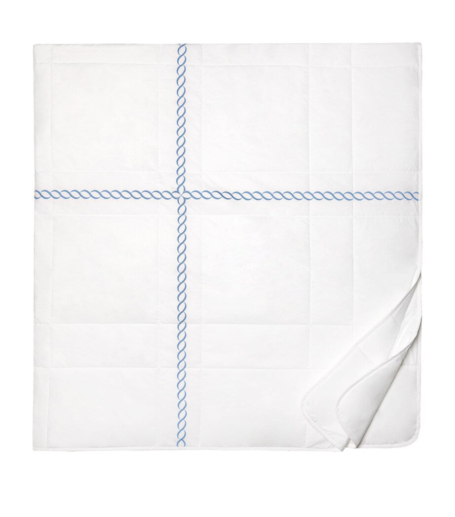King Size Bedspread with Synthetic Filling and Embroidered Braid Motif