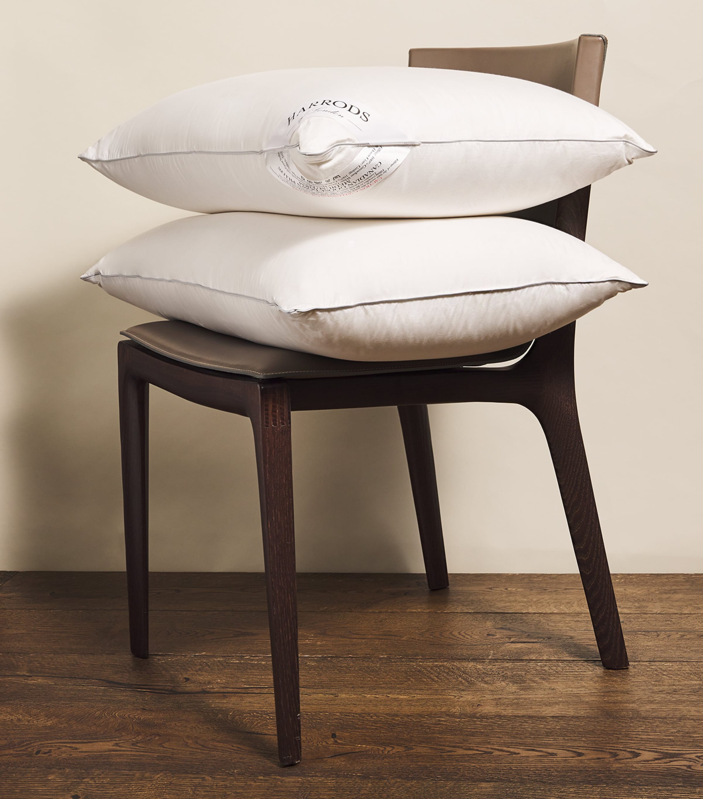 Harrods of London medium firm Canadian goose down pillow 50cm x 75cm, UK version