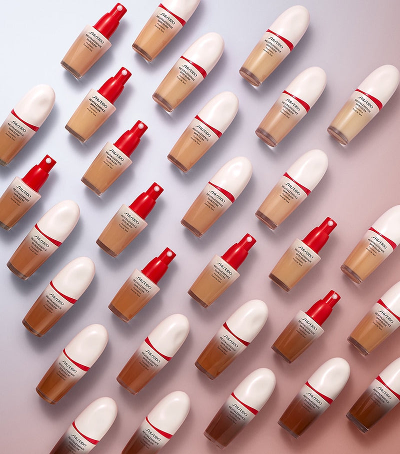 Shiseido Revitalessence Skin Glow Foundation SPF 30