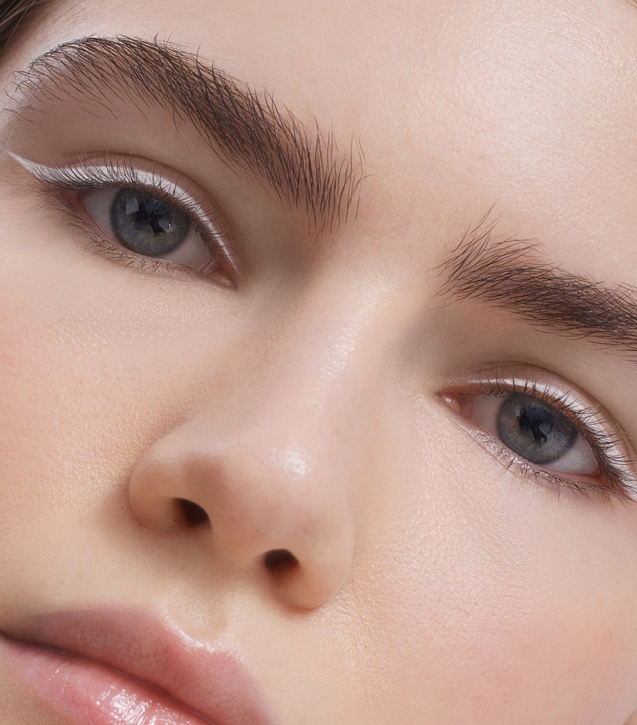 Victoria Beckham Beauty Satin Kajal Eyeliner