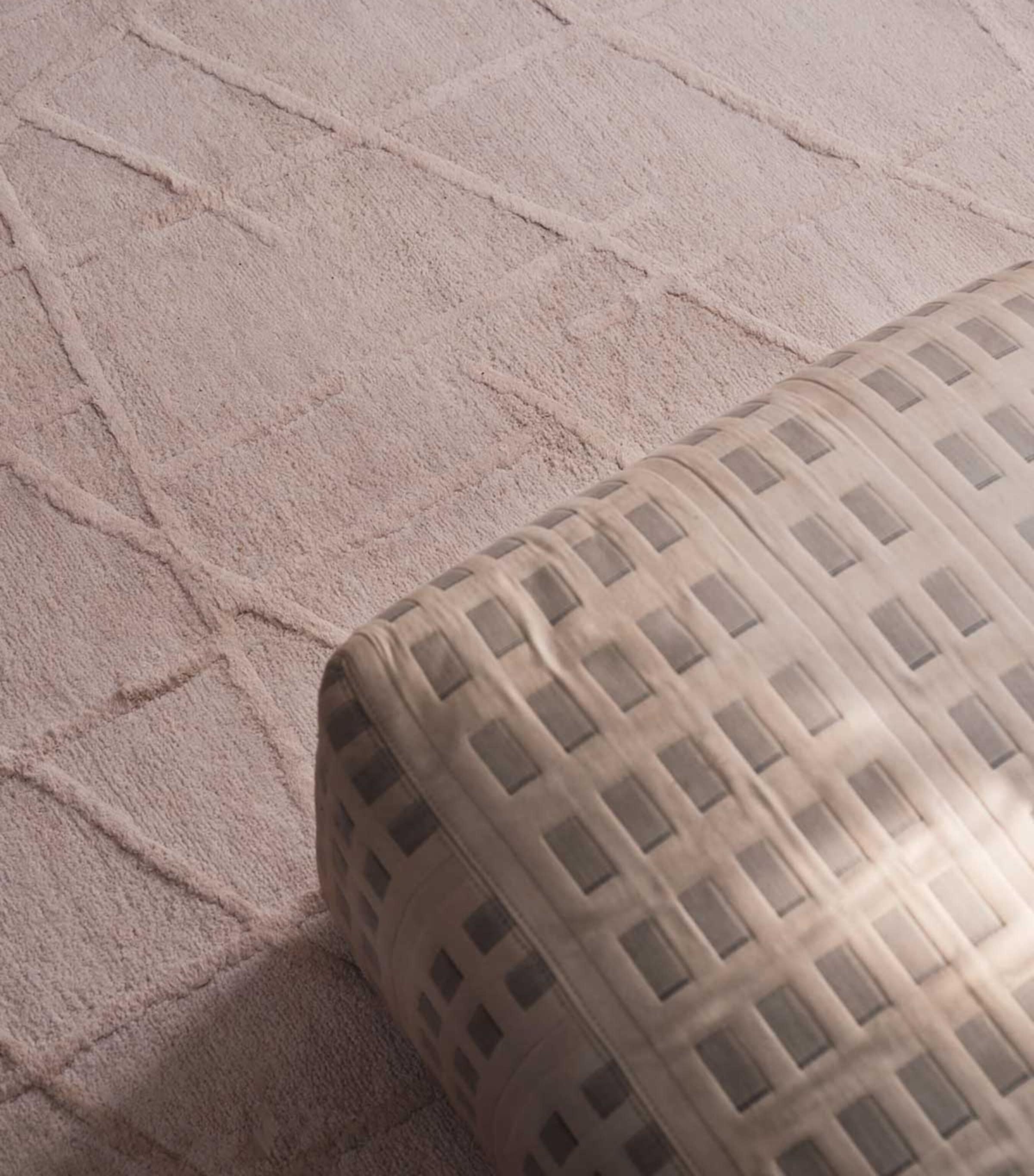 The Rug Company x Kelly Wearstler Riven Alabaster Rug (2.44m x 3.05m)