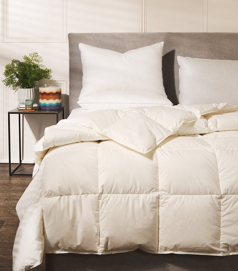 Harrods of London Matterhorn goose down duvet 200cm x 200cm, UK version