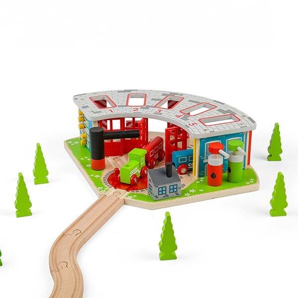 Bigjigs Rail 5 Way Engine Shed - McGrocer