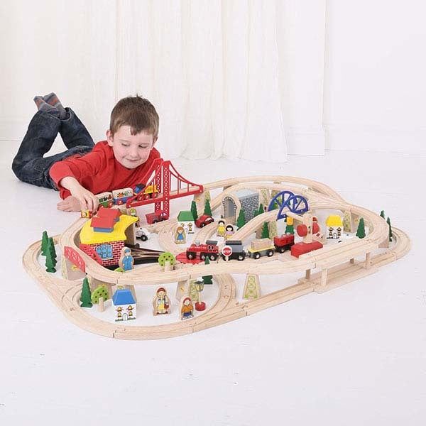Bigjigs Rail Freight Train Set - McGrocer