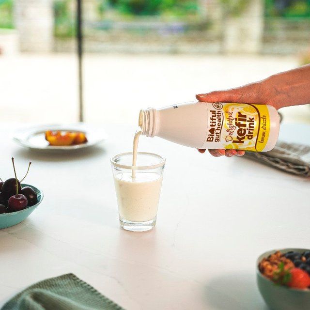 Biotiful Gut Health Delightful Lemon Drizzle Kefir Drink   500ml - McGrocer