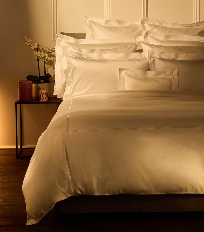 Peter Reed Pendle double duvet cover 200cm x 200cm, imported from the UK