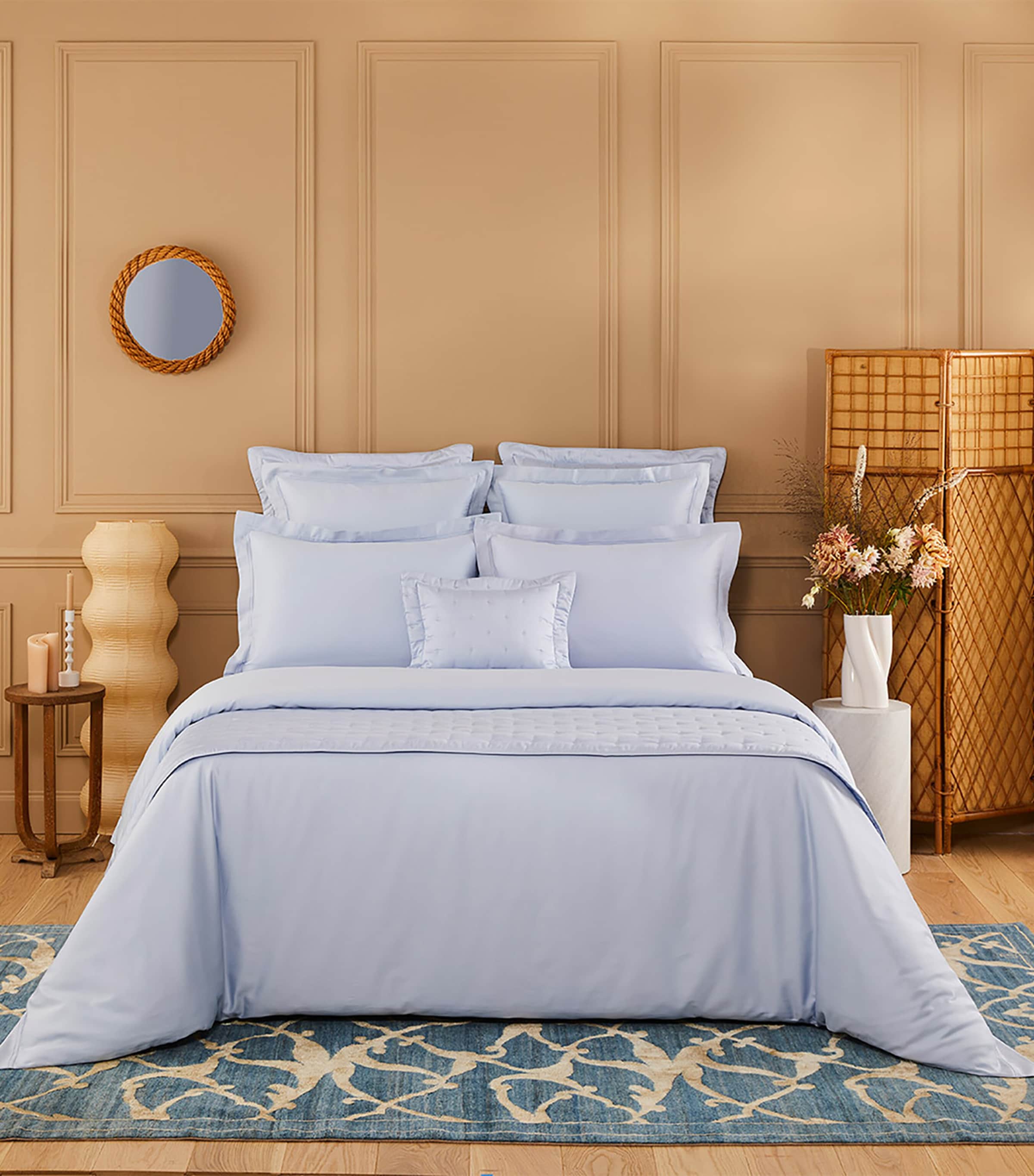 Yves Delorme triomphe celeste king fitted sheet, 150cm x 200cm (British brand)