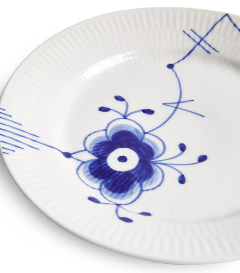 Royal Copenhagen Blue Fluted Mega plate 19cm, imported from the UK