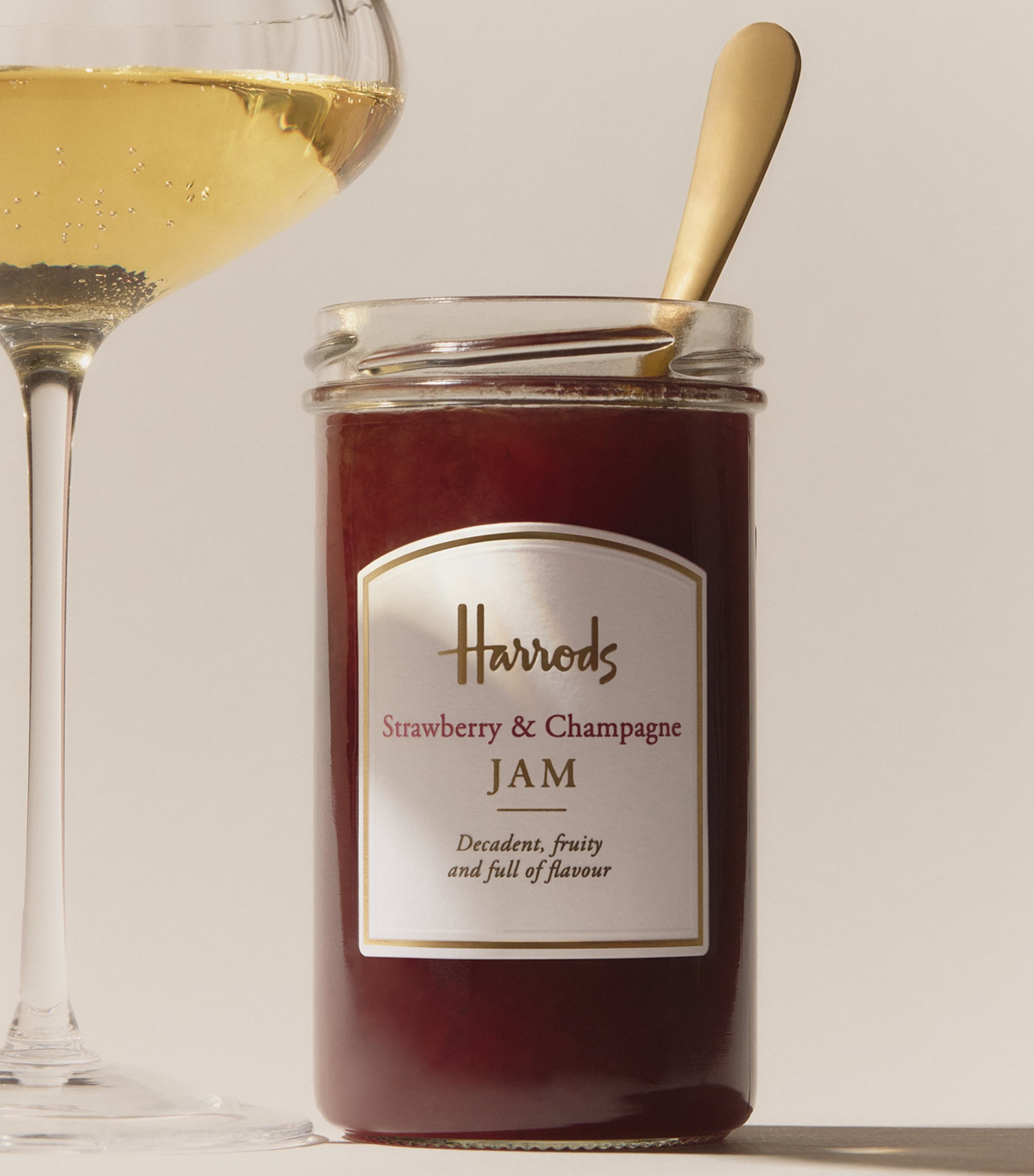 Harrods Housewarming Hamper with tea, coffee, chocolate, and Champagne, UK version