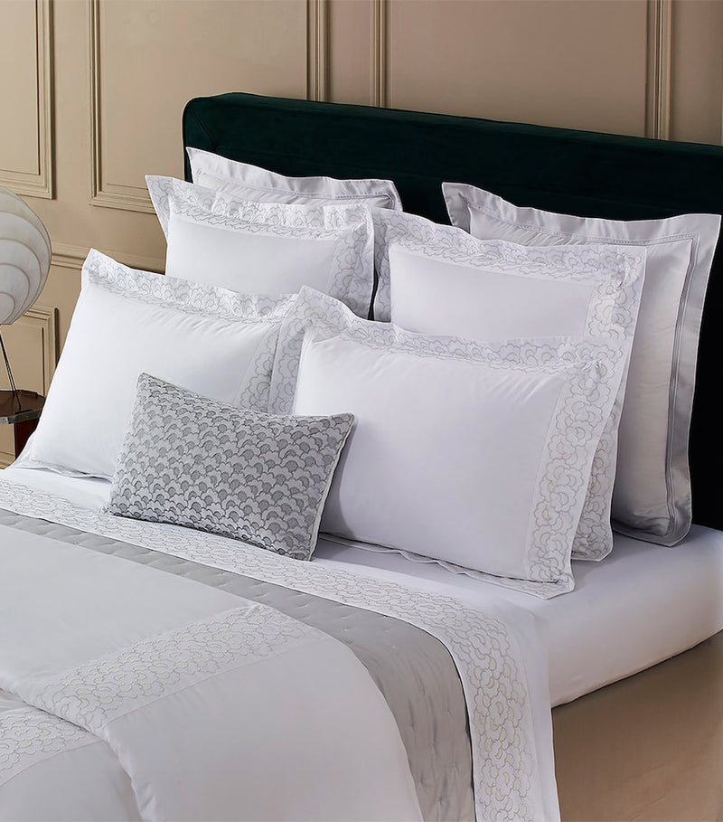 Yves Delorme Festons Super King Flat Sheet 270cm x 295cm (British brand)