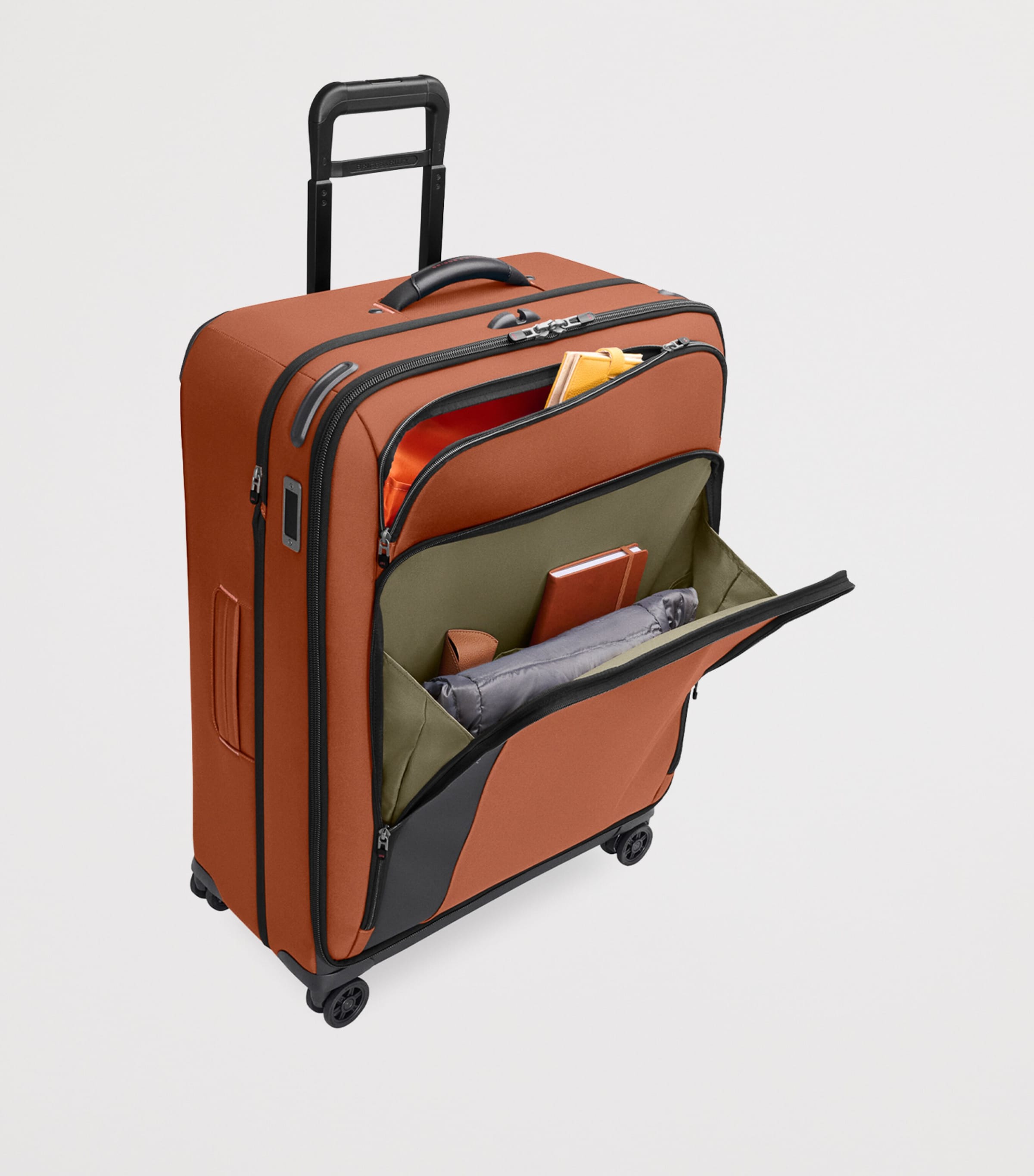 Briggs & Riley Large ZDX Expandable Spinner Suitcase (74cm)
