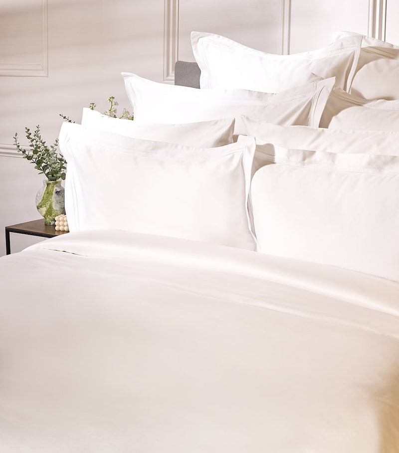 Harrods of London Richmond King Duvet Cover Set, UK version