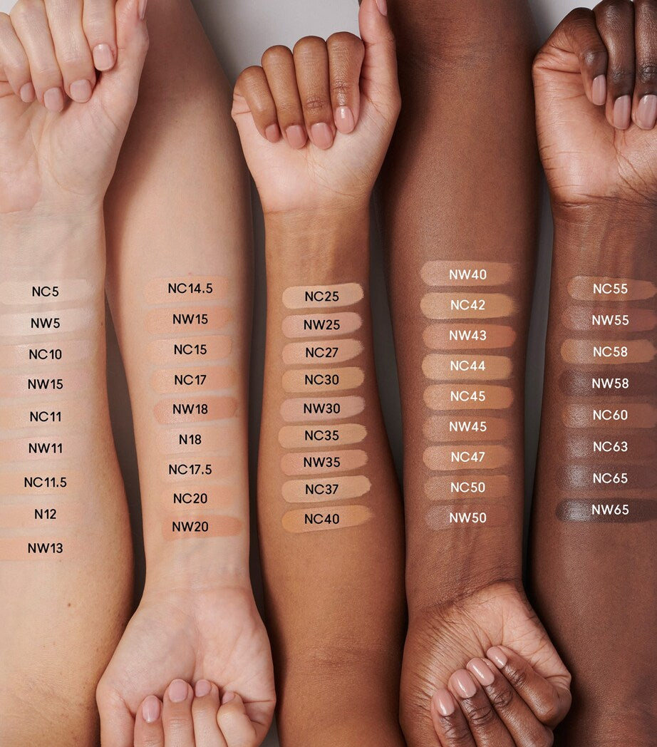 MAC Studio Radiance 24HR Luminous Lift Concealer 11ml (British brand)