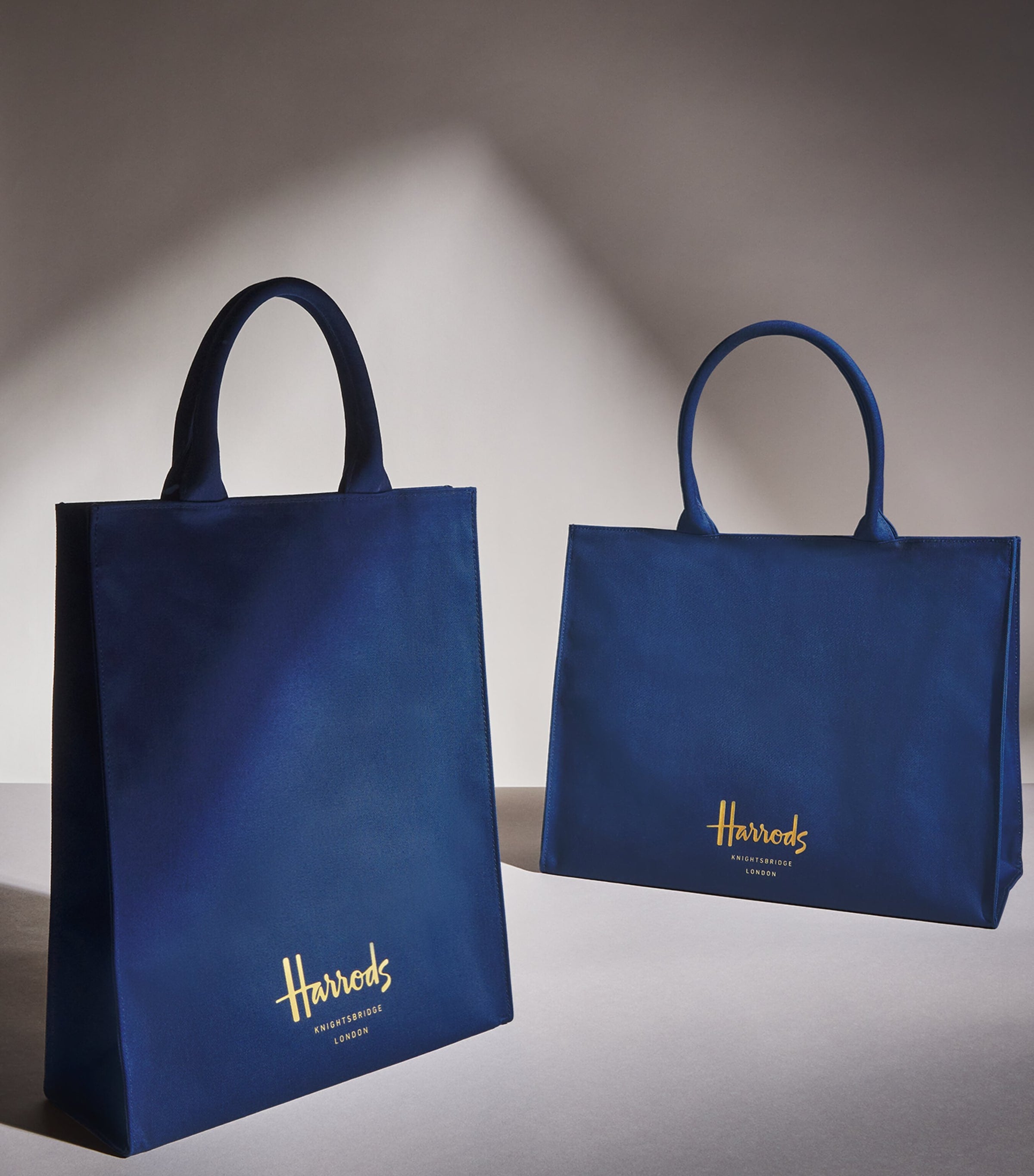 Harrods cotton logo tote bag medium, UK version