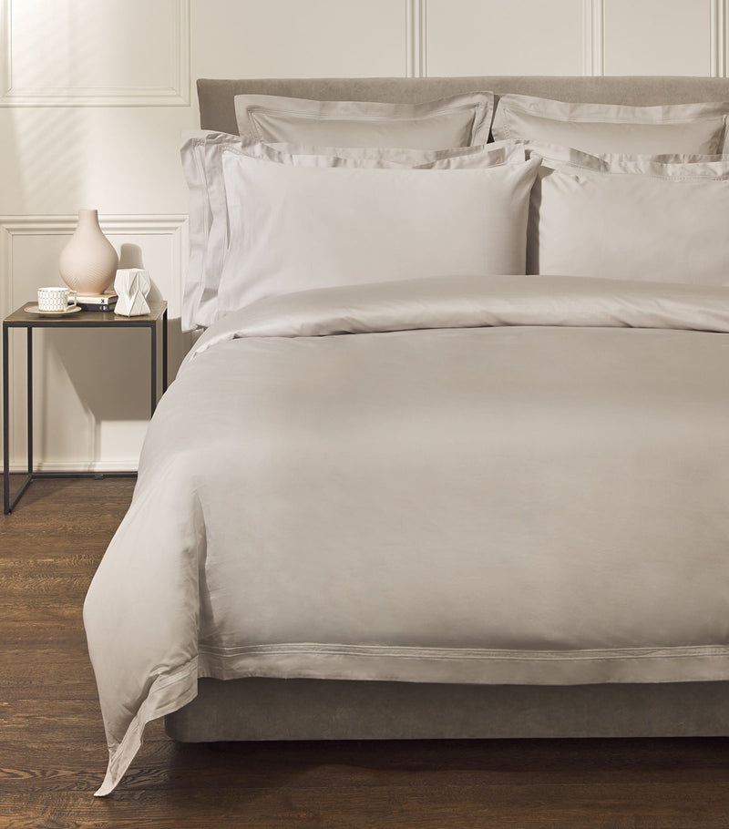 Harrods Brompton II Emperor fitted sheet 215cm x 215cm, UK version