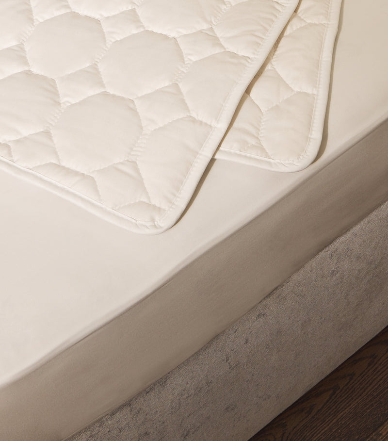 Harrods of London Cotton Single Mattress Protector 90cm x 190cm, UK version