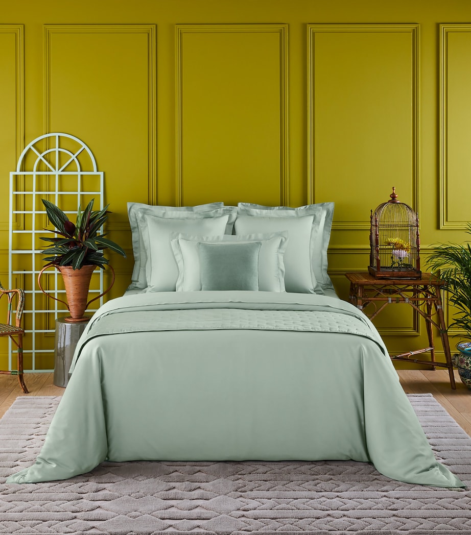 Yves Delorme Triomphe Double Duvet Cover 200cm x 200cm (British brand)