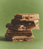 Harrods Biscuit-Filled Blonde Chocolate Bar (115g)