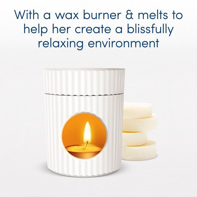 Dove Pamper Collection with Wax Burner &amp;amp; Melts Gift Set