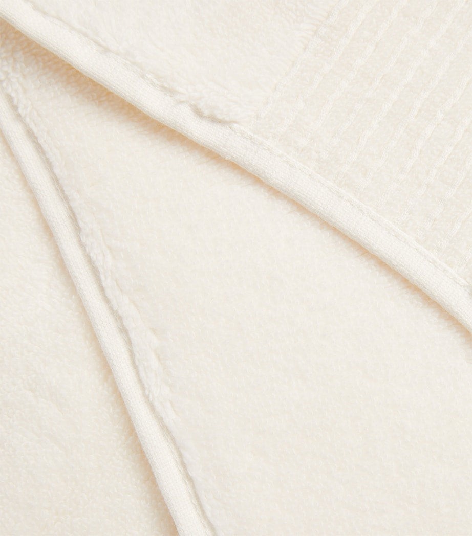 Harrods of London Organic Cotton Bath Towel (70cm x 140cm)