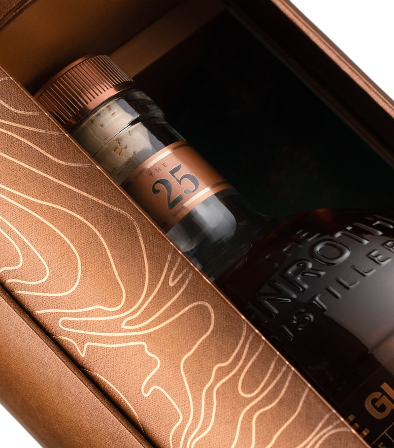 THE GLENROTHES The Glenrothes 25 Year Old (70cl)