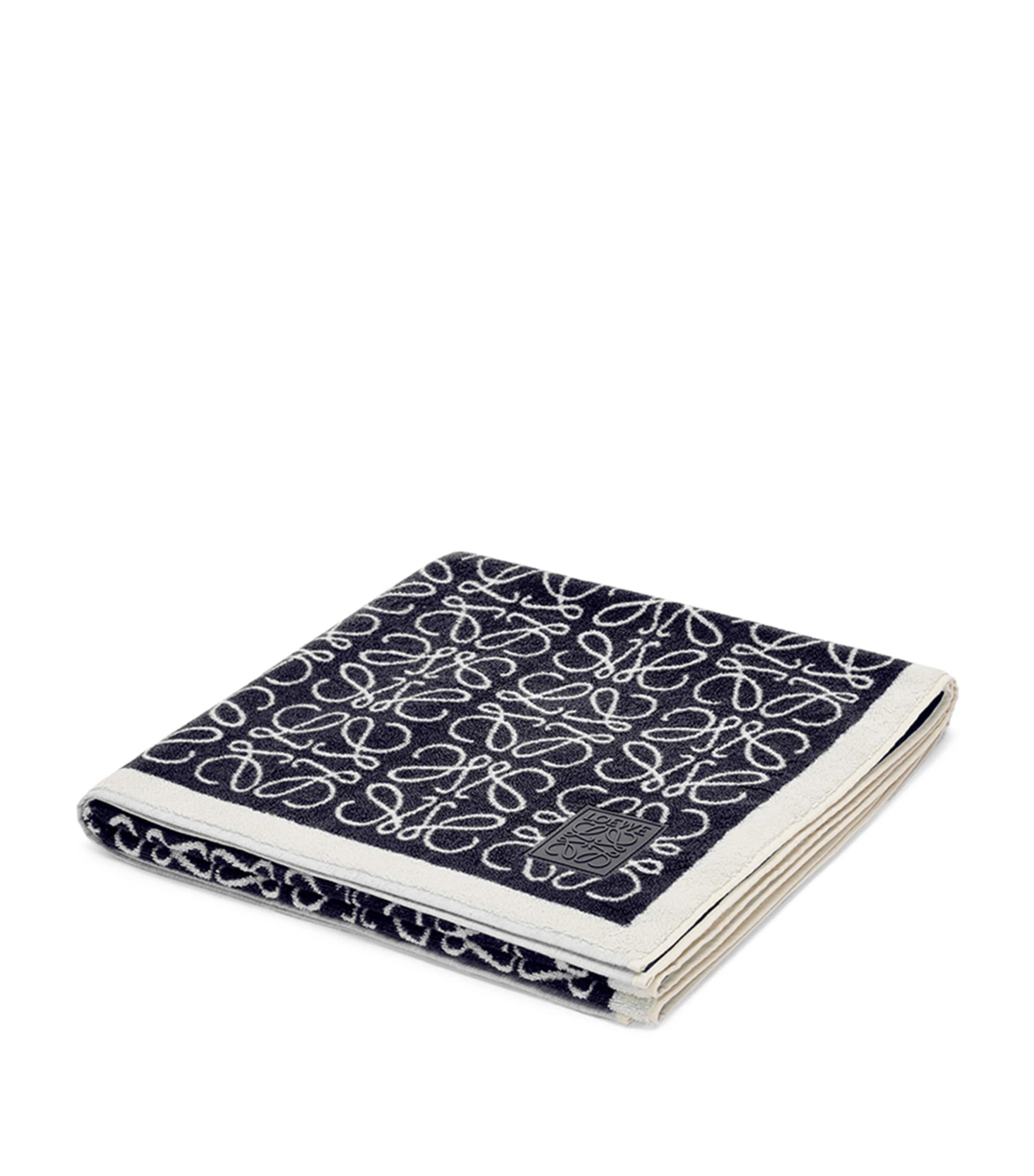 LOEWE Anagram bath towel 95cm x 170cm, UK version