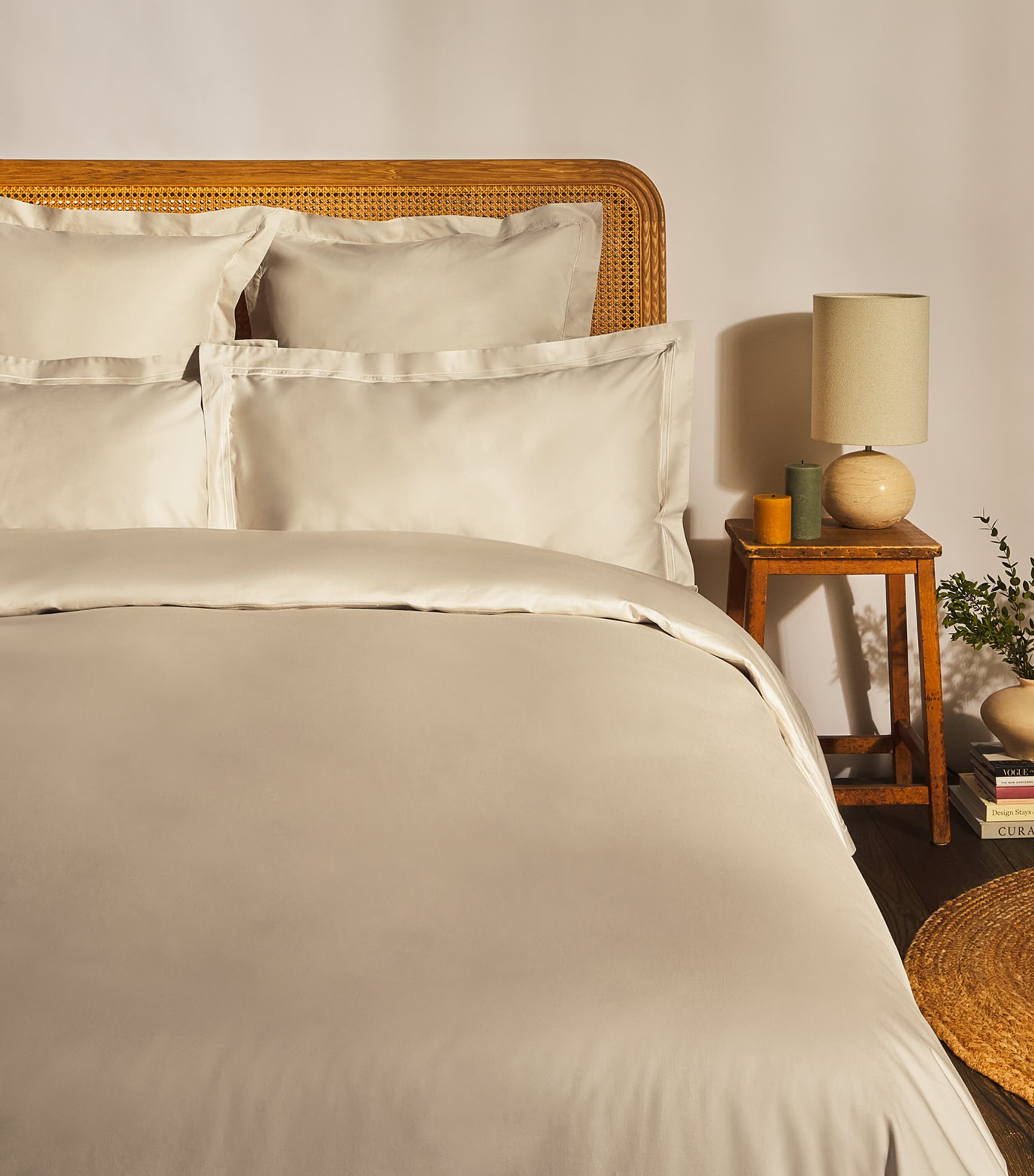 Harrods of London Brompton II Super King Duvet Cover Set (260cm x 220cm)
