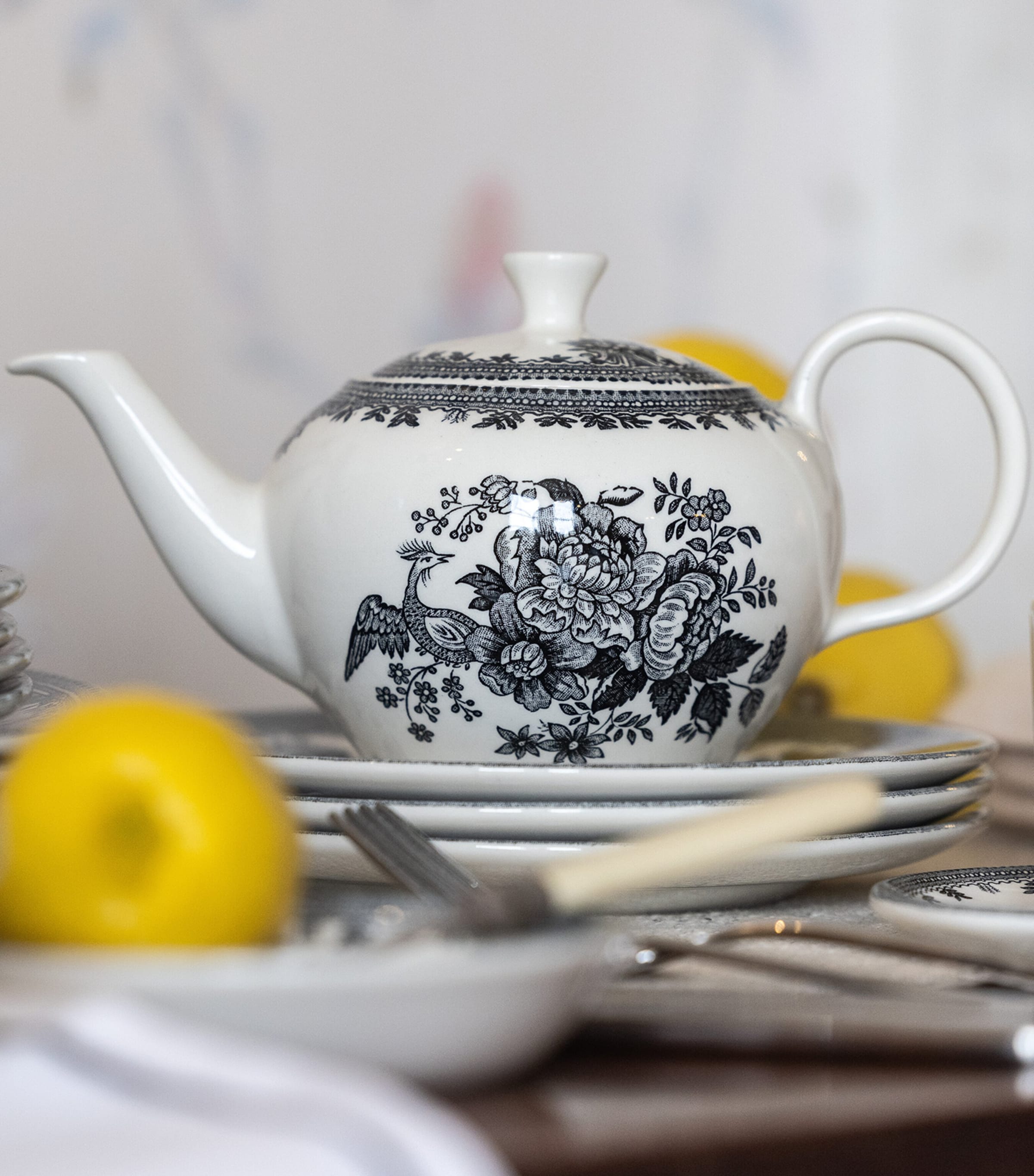 Burleigh Small Asiatic Pheasants Teapot (400ml)