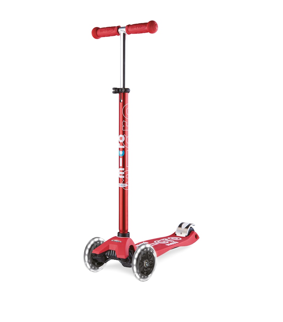 Micro Scooters Led Maxi Deluxe scooter, imported from the UK