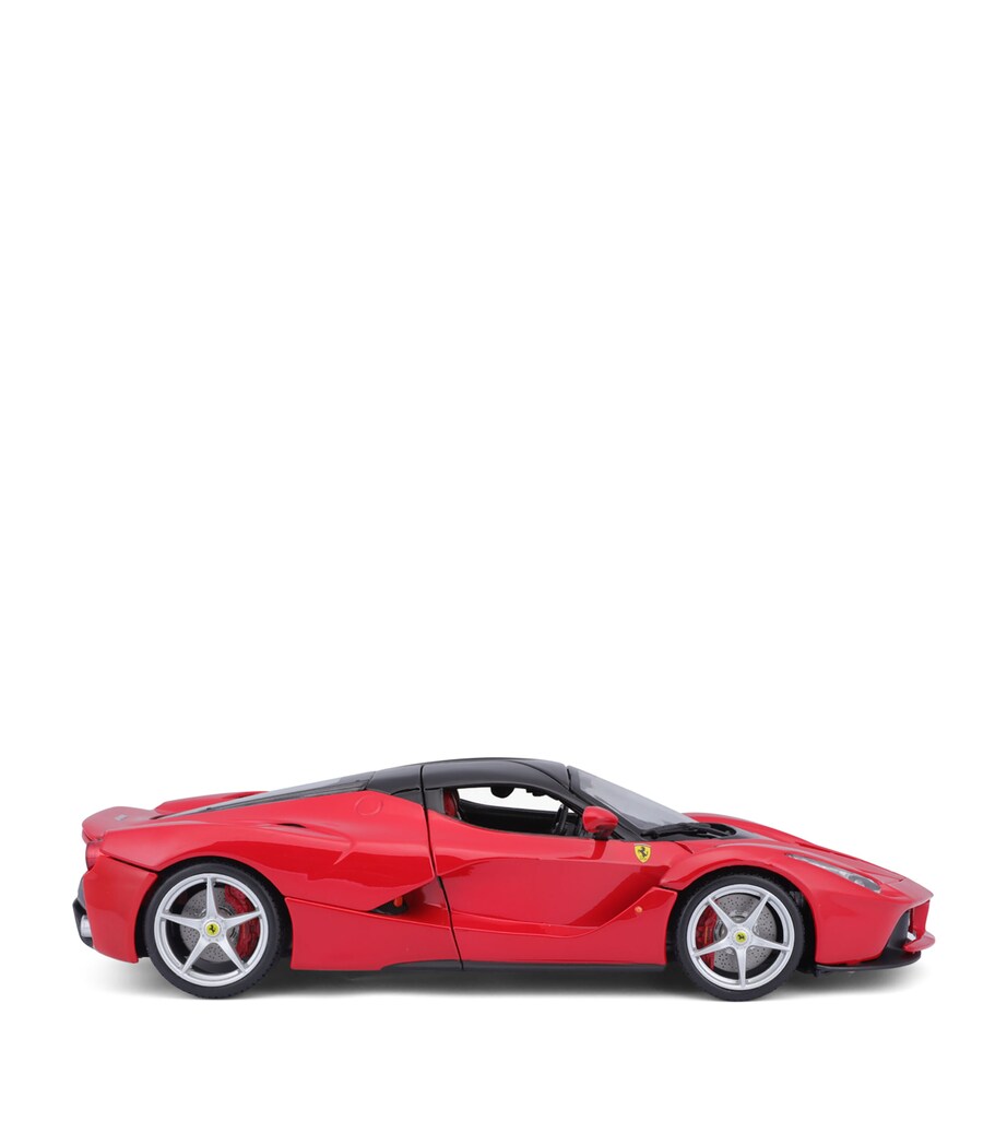 Bburago Signature LaFerrari 1:18 scale die-cast model car - British product