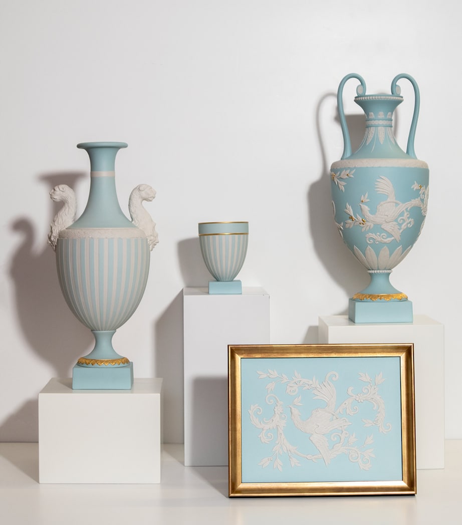Wedgwood Phoenix Fluted Vase (13cm)