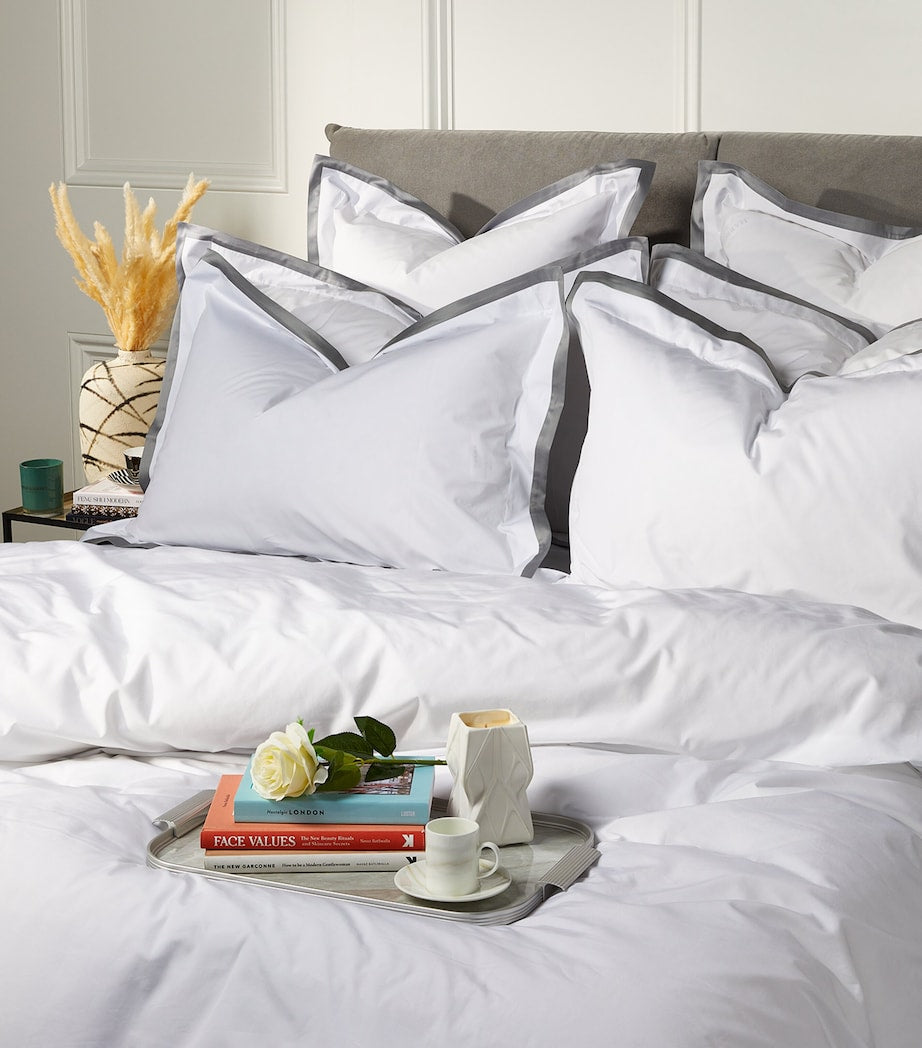 Celso De Lemos Super King flat sheet with contrasting trim, 270cm x 300cm - British product