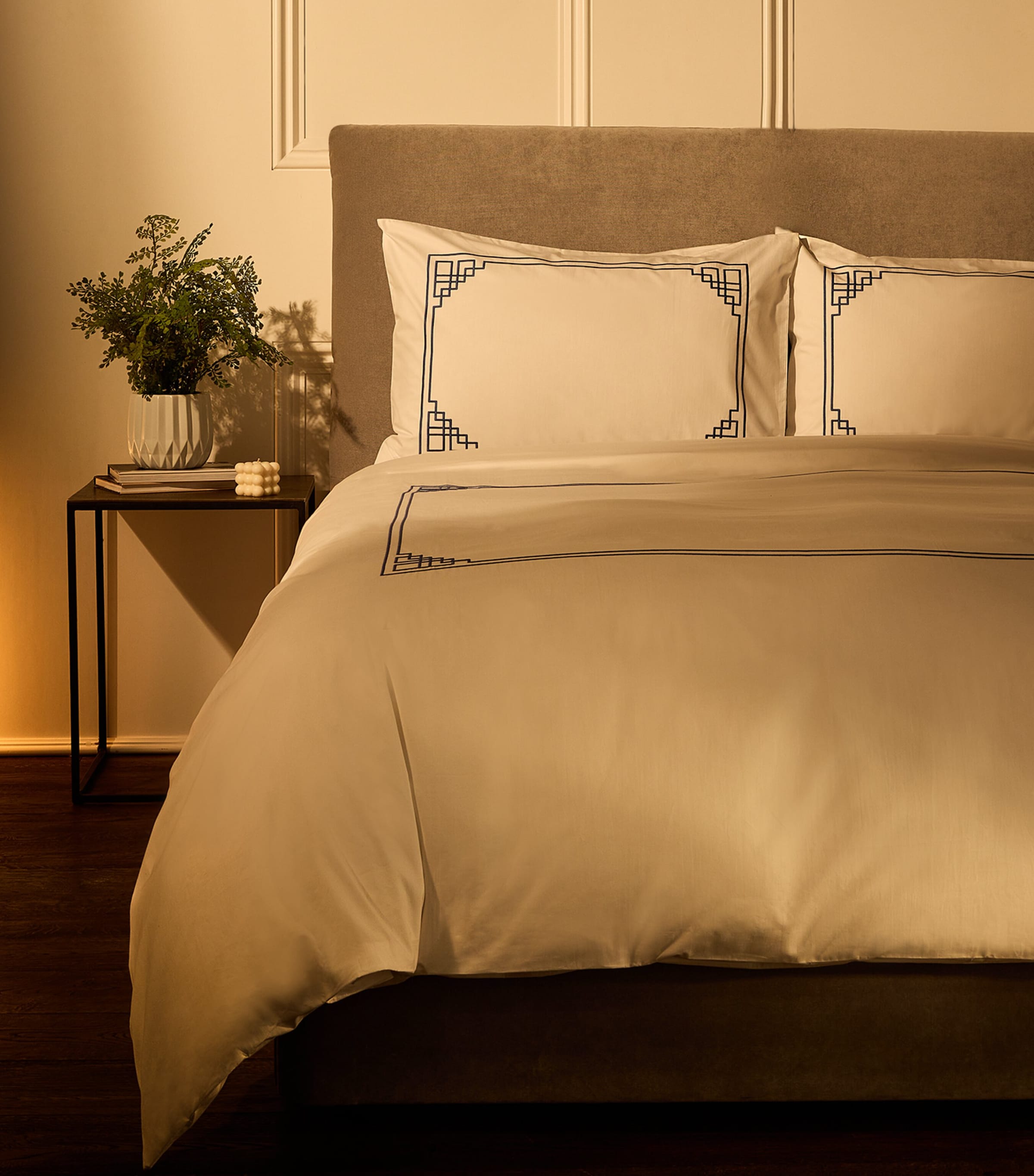 Peter Reed Trawden Super King Duvet Cover Set (260cm x 220cm)