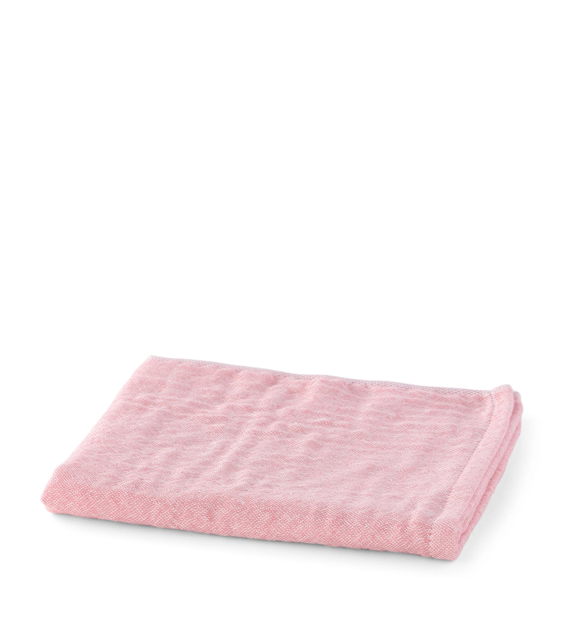 Uchino Marshmallow Gauze Hand Towel (35cm x 85cm)