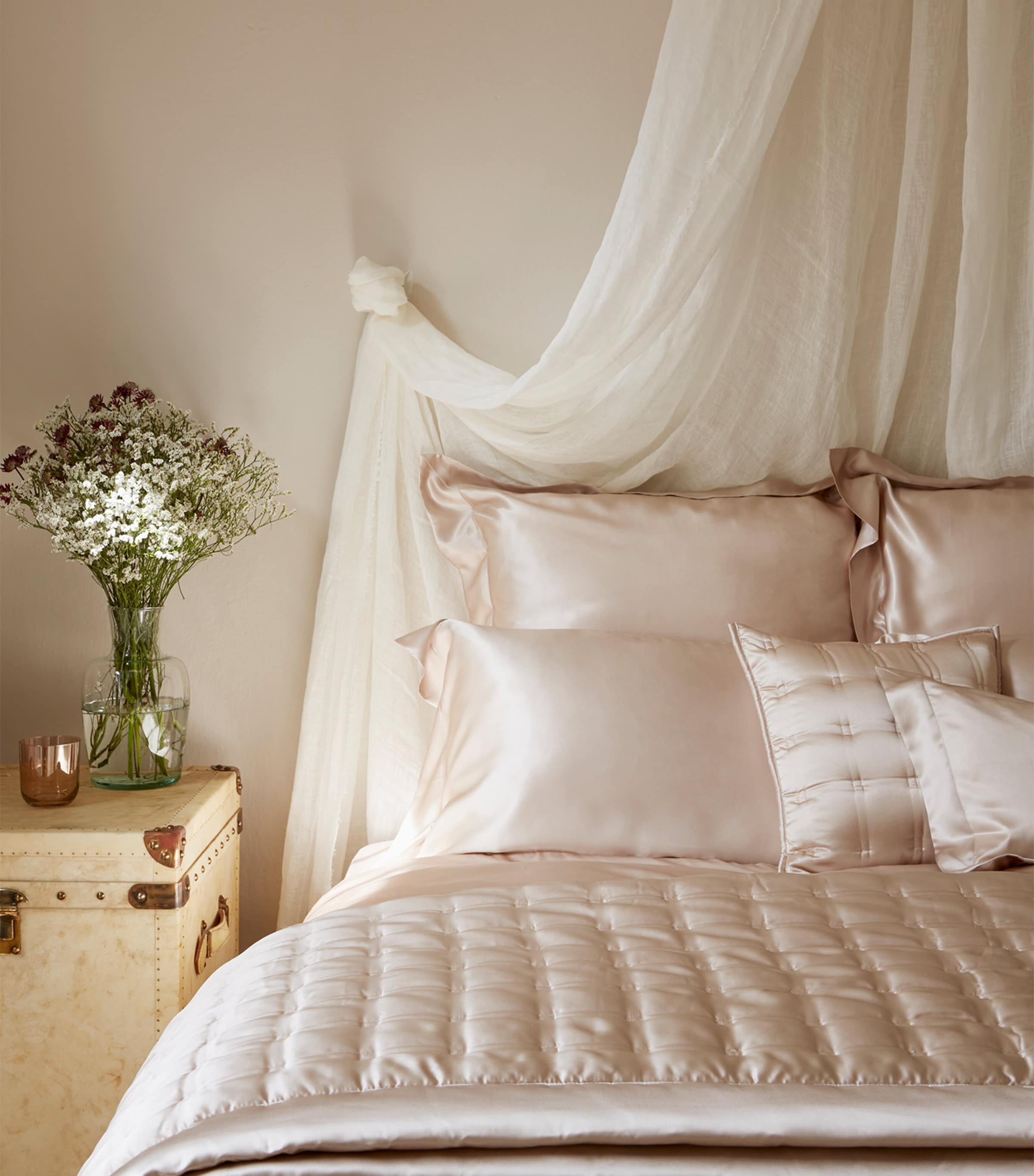 Gingerlily Windsor Silk Super King Duvet Cover 270cm x 270cm, UK version