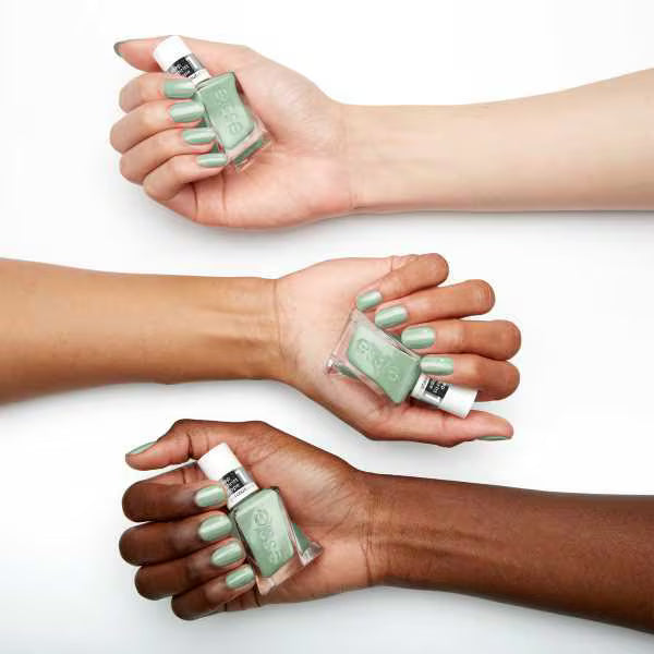 Essie Gel Couture Nail Polish Bling It - British product