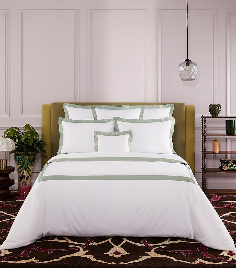 Yves Delorme double flat sheet Linea Veronese 240cm x 295cm (British brand)